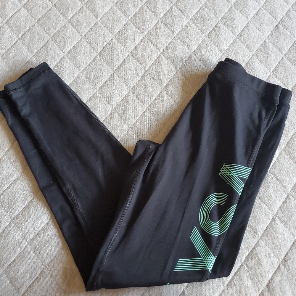 ⭐4/$20 Victoria's Secret VSX Sport Leggings Small